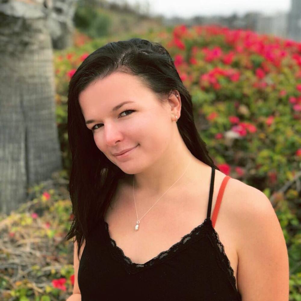 Meet your Posher, Lydia